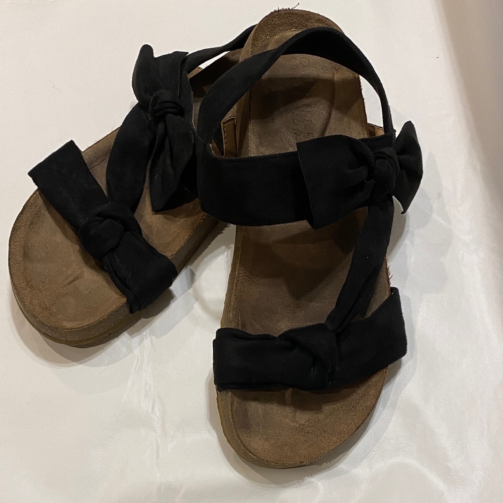 Journee Collection Black and Brown Women's Sandals